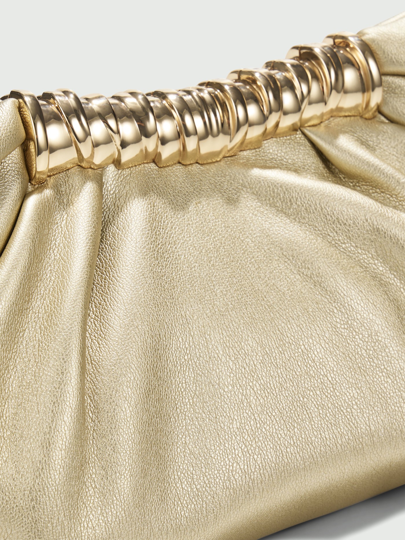 DELILAH CLUTCH view 3