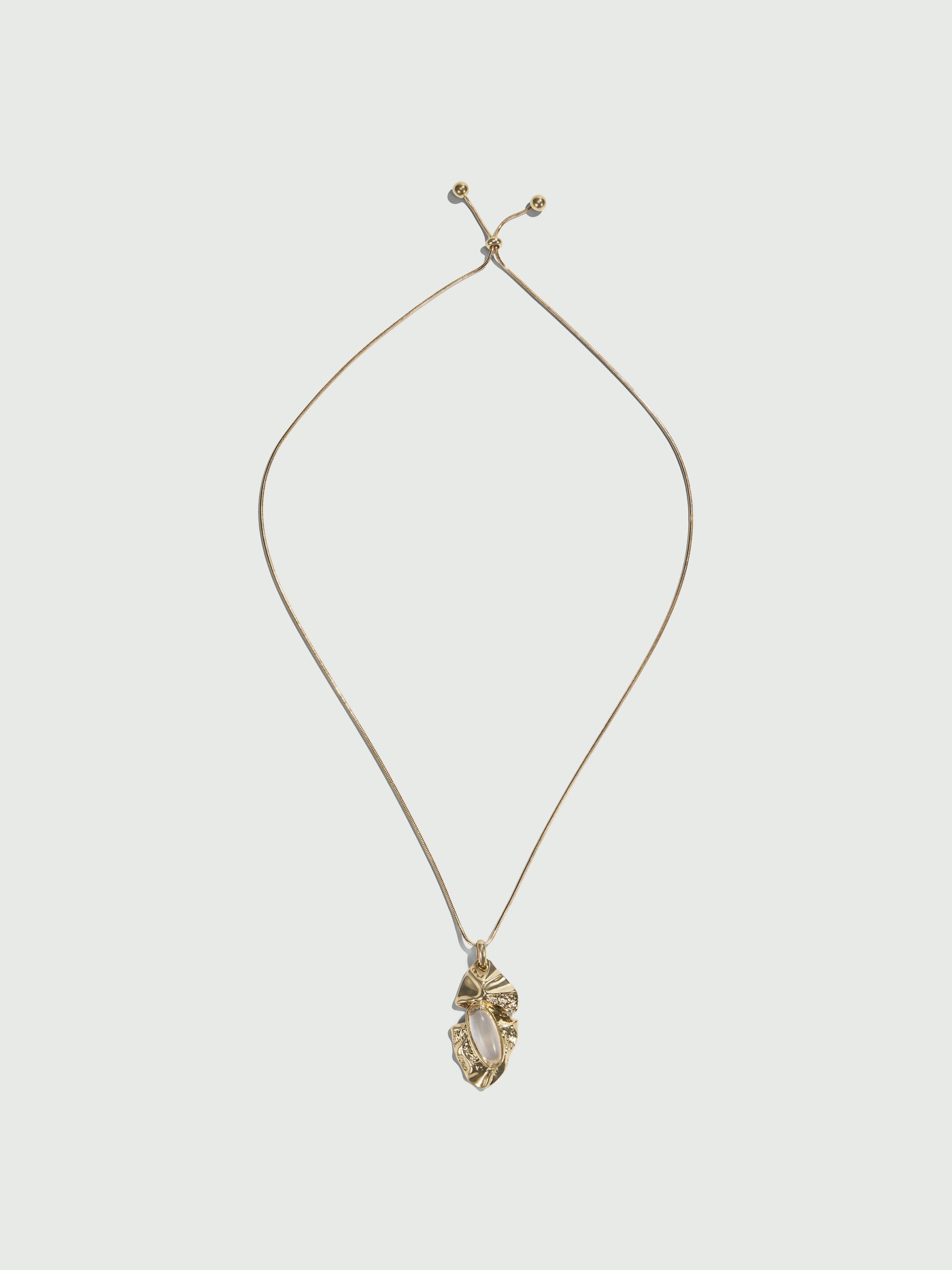 ASTON NECKLACE view 4