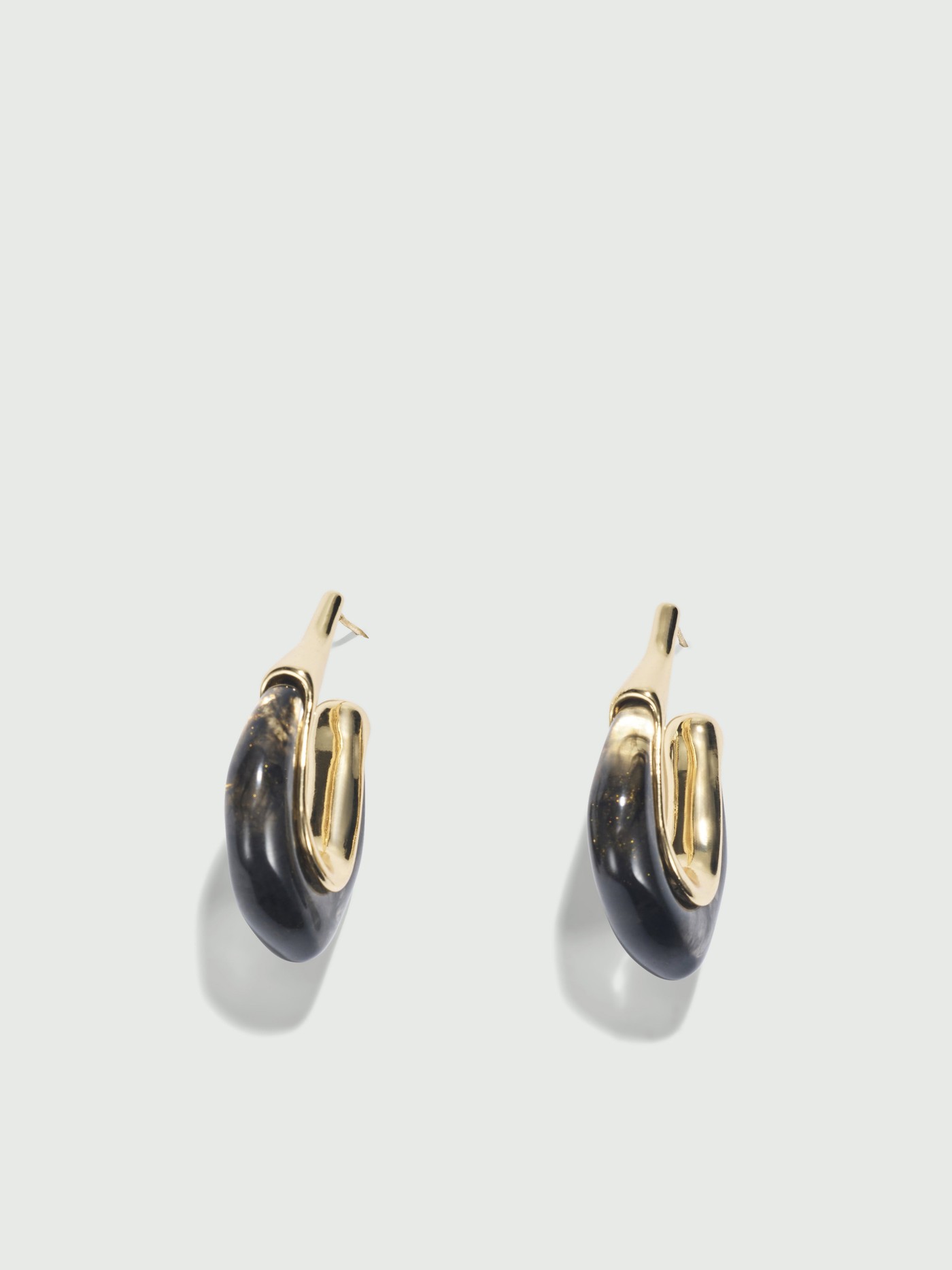TARA EARRING view 3